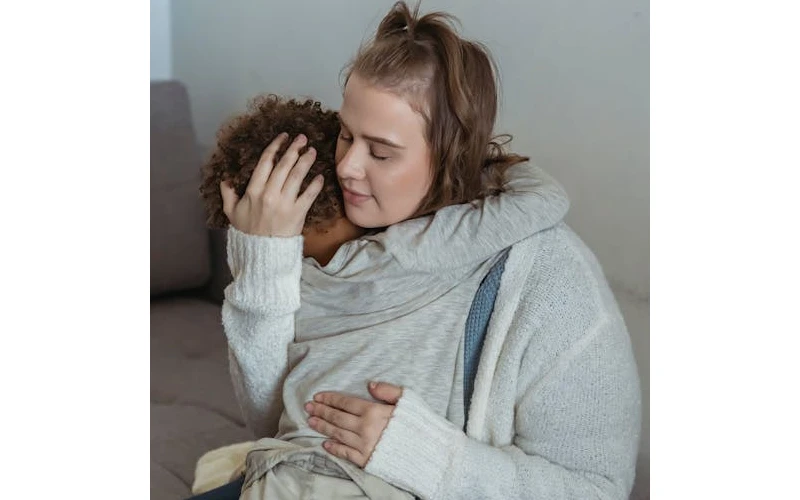 نقش مادر در تربیت فرزند پسر